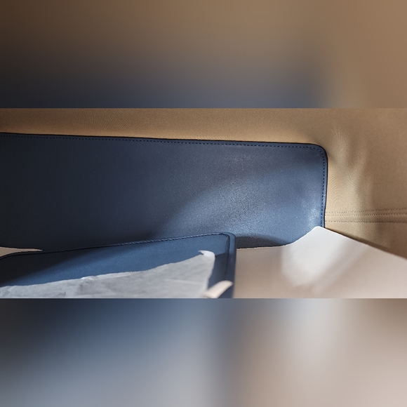 Tory Burch Geo Logo Tote Bag - Picture 7 of 10